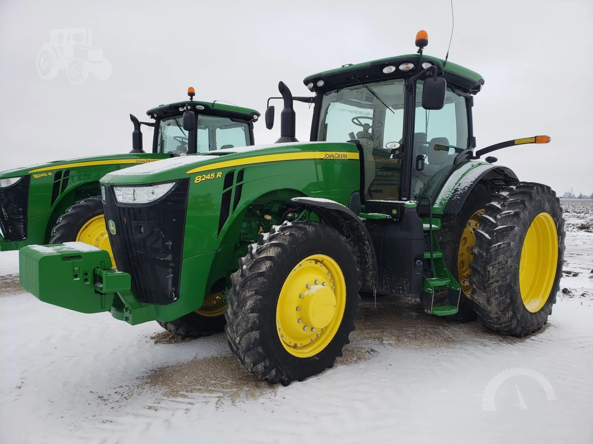 2014 JOHN DEERE 8245R