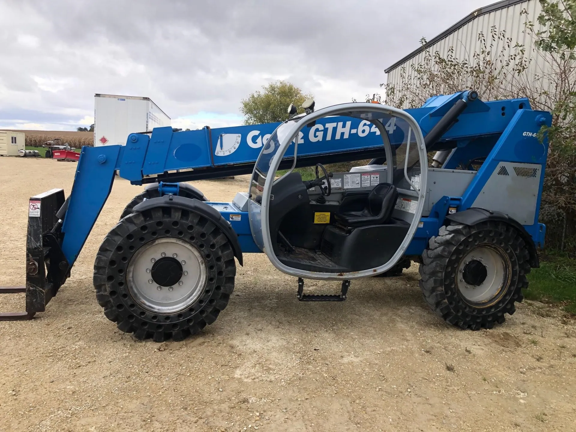 2006 GENIE GTH644