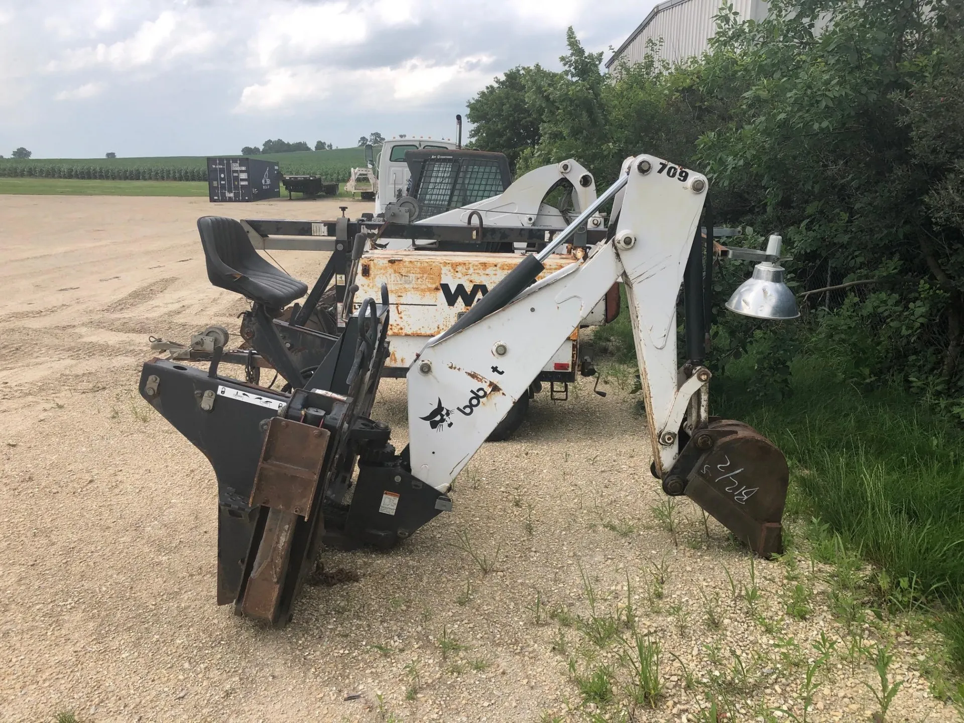 BOBCAT 709 Backhoes