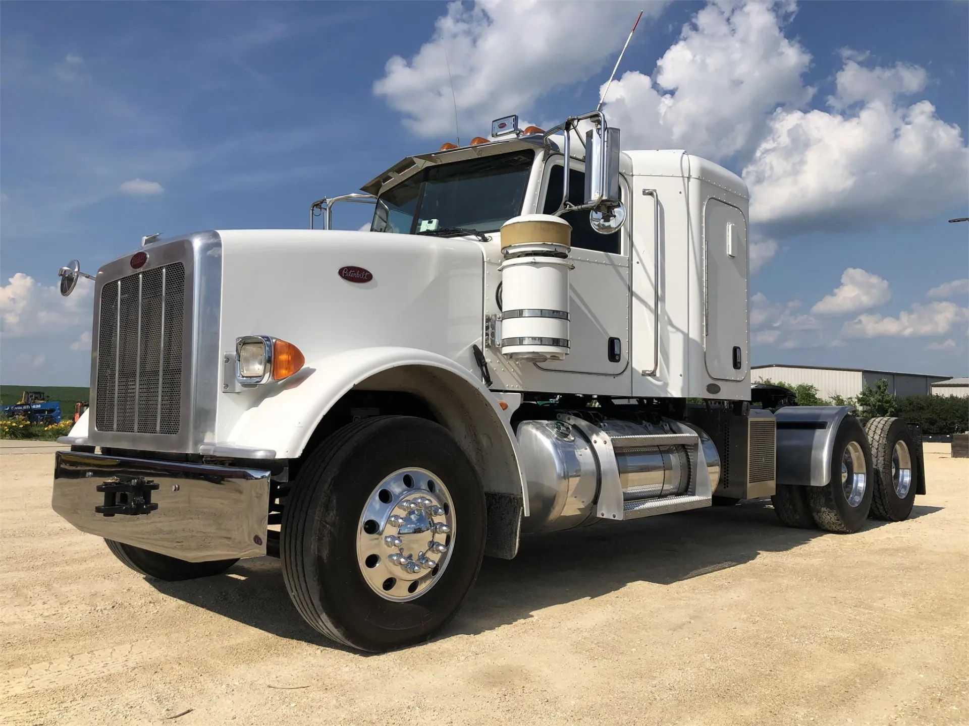 2011 PETERBILT 367 SEMI