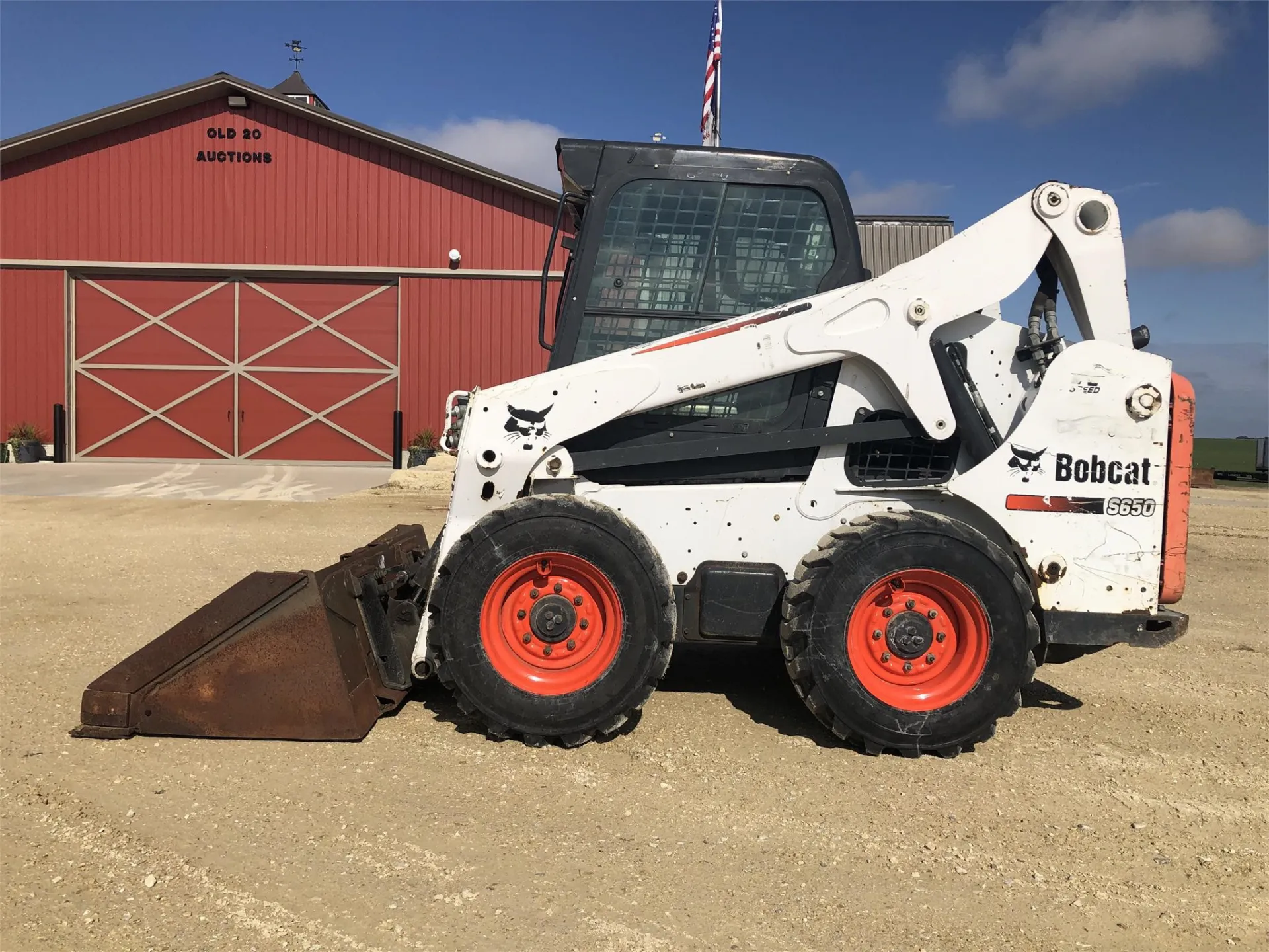 2015 BOBCAT S650 SKIDLOADER