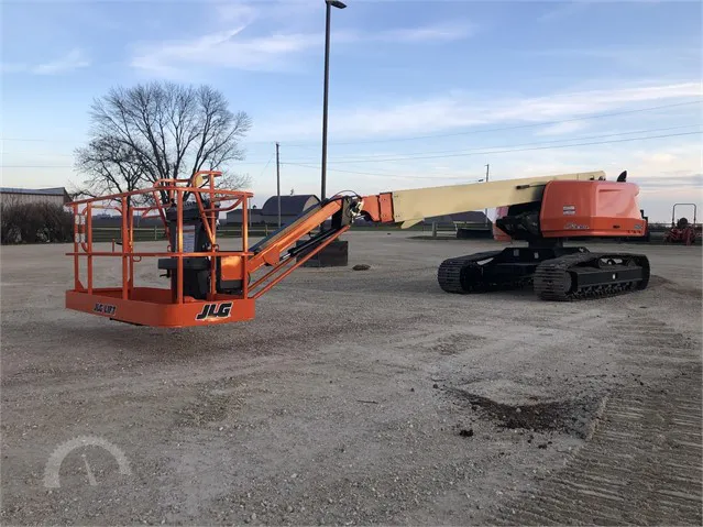 2019 JLG 660SJC
