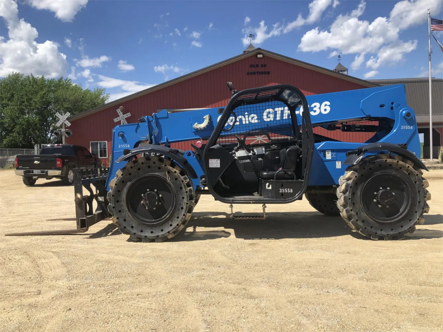 2015 GENIE GTH636