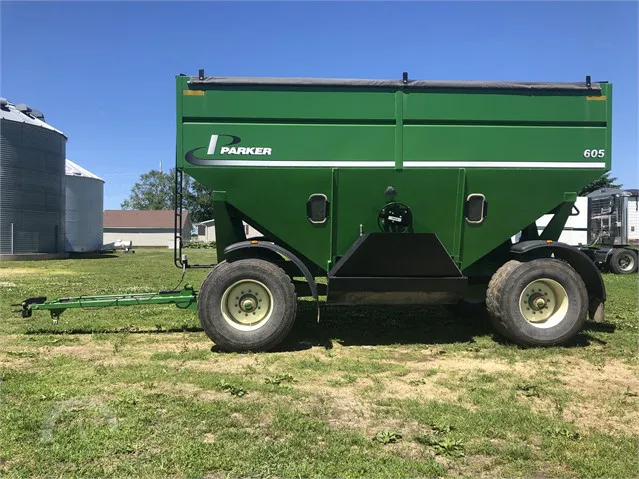 2014 PARKER 605