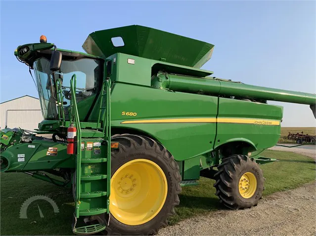2012 JOHN DEERE S680