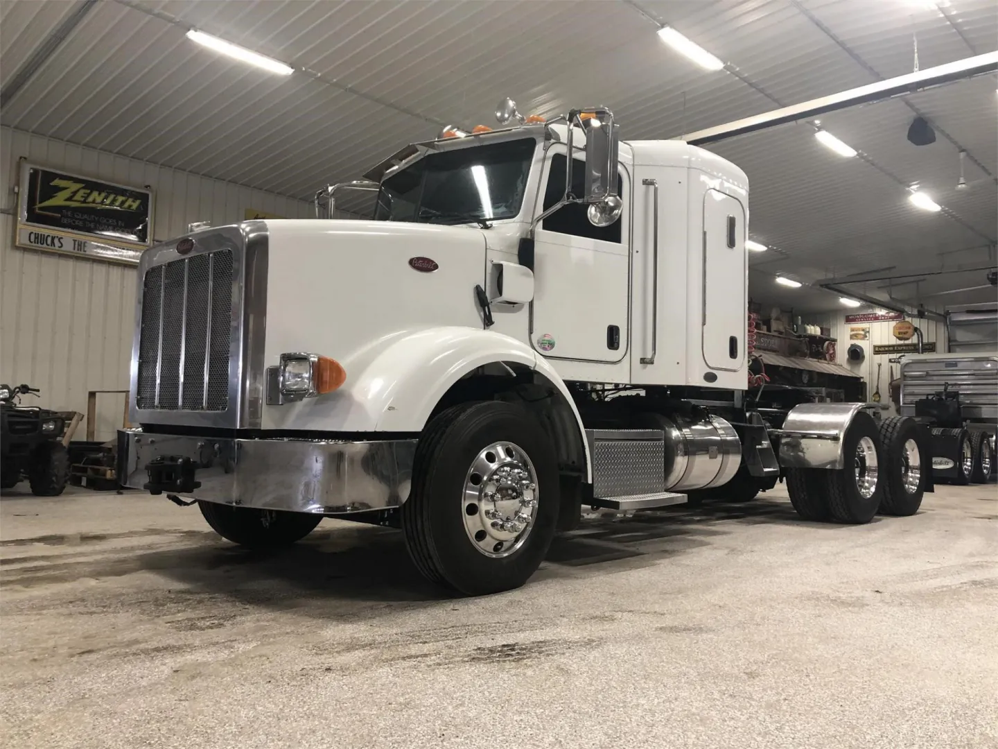 2011 PETERBILT 365