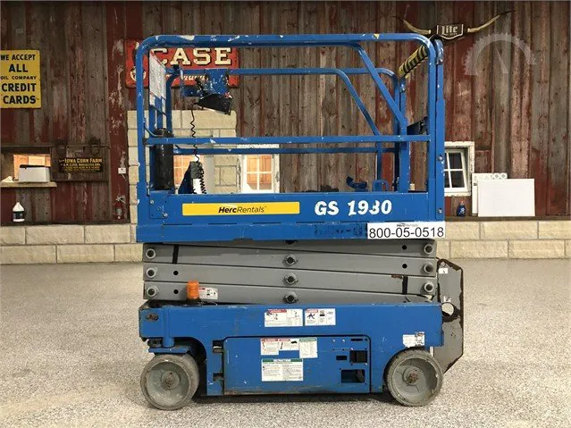 2015 GENIE GS1930