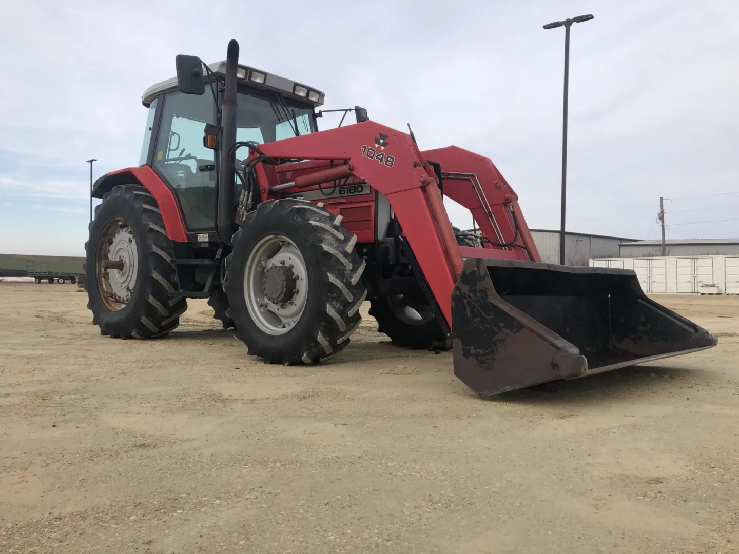 1997 MASSEY FERGUSON 6180