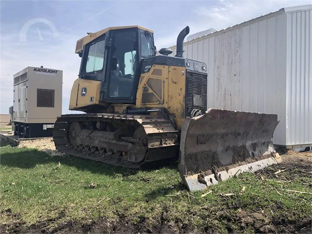2015 DEERE 650K LGP