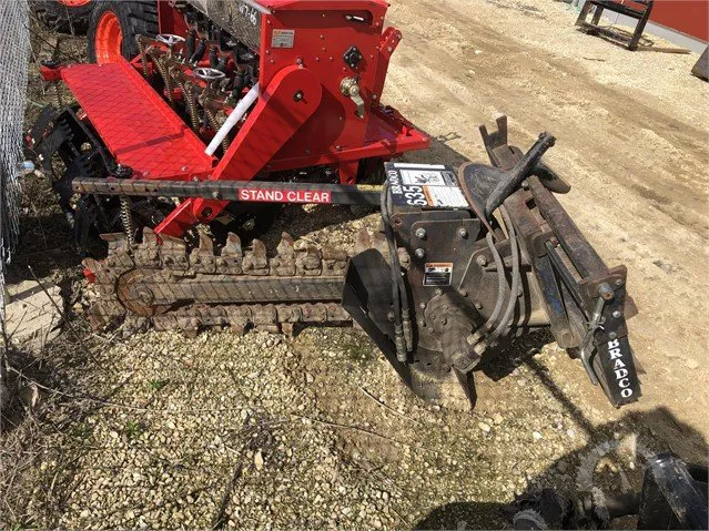 BRADCO 635 SKID LOADER TRENCHER