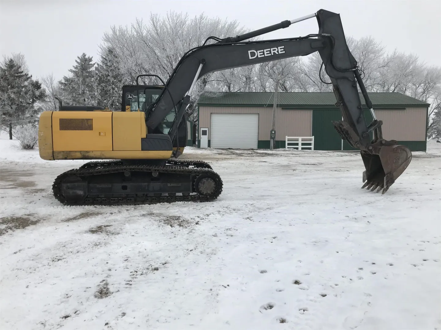 2009 DEERE 160D LC
