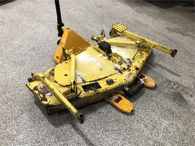 JOHN DEERE FRONT MOUNT 72