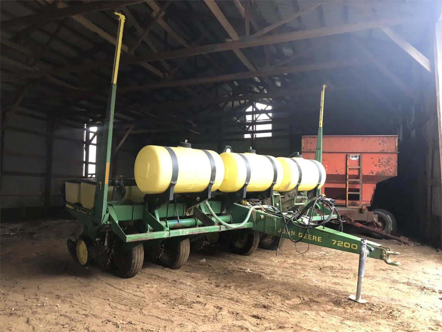 1987 JOHN DEERE 7200