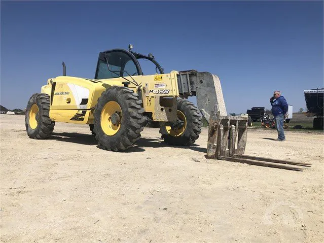 2000 NEW HOLLAND M428
