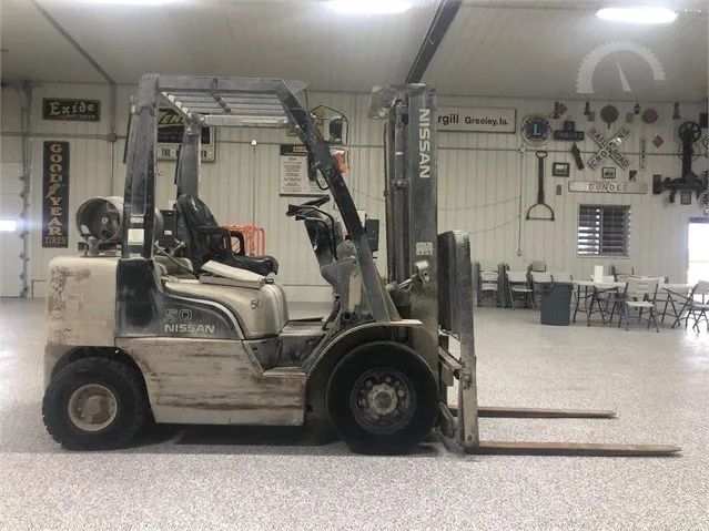 NISSAN 50 Forklift