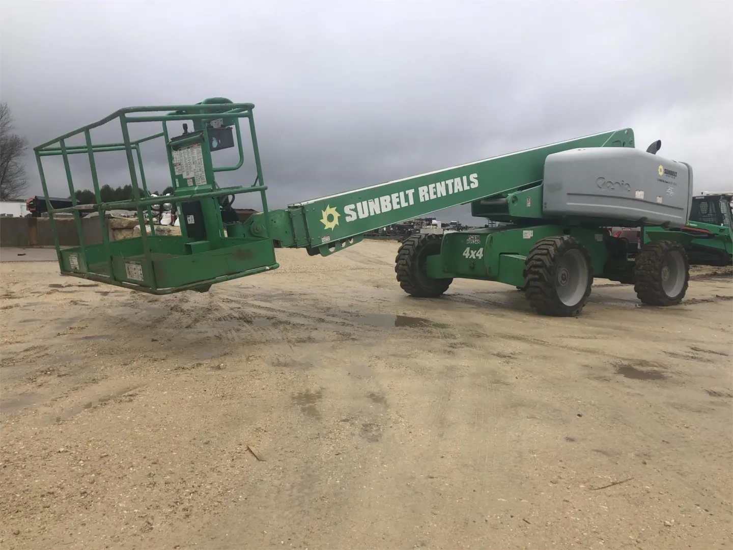2012 GENIE S60X 