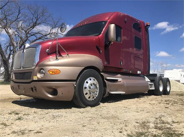 2010 KENWORTH T2000