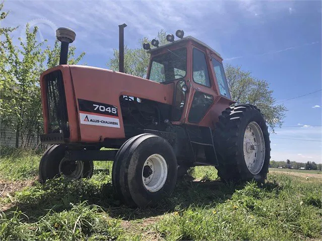 1978 ALLIS-CHALMERS 7045