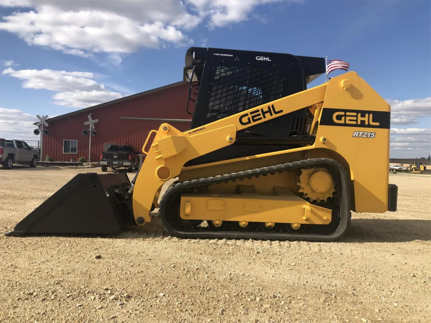 Old 20 Auctions - 2019 GEHL RT215