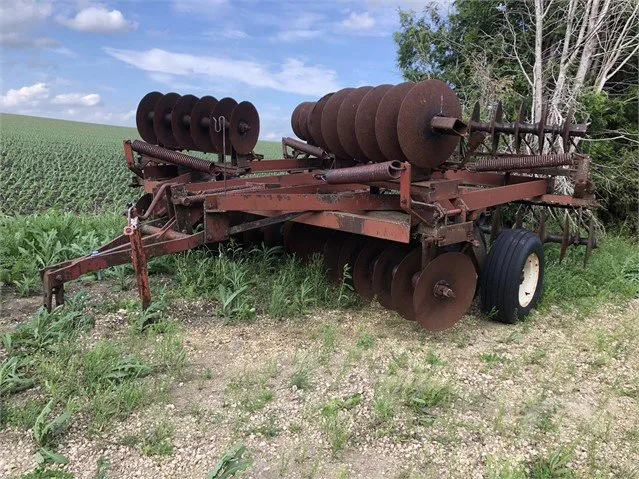 INTERNATIONAL 470