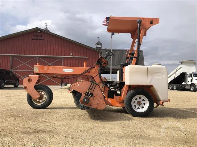 2006 LAY-MOR 8HC