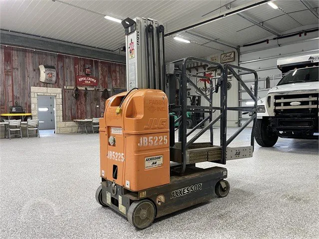 2006 JLG 20DVL