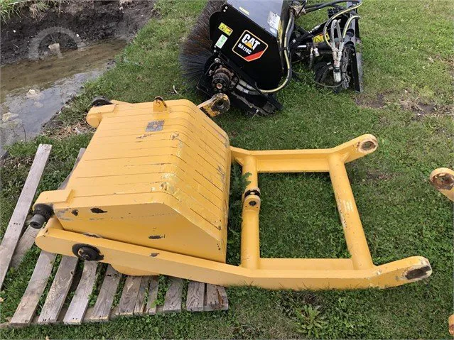 LARGE SUIT CASE COUNTERWEIGHTS