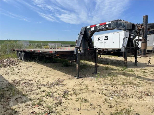 2004 KIEFER 30 FOOT GOOSENECK TRAILER