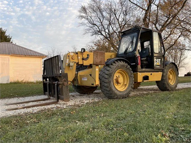2001 CAT TH83