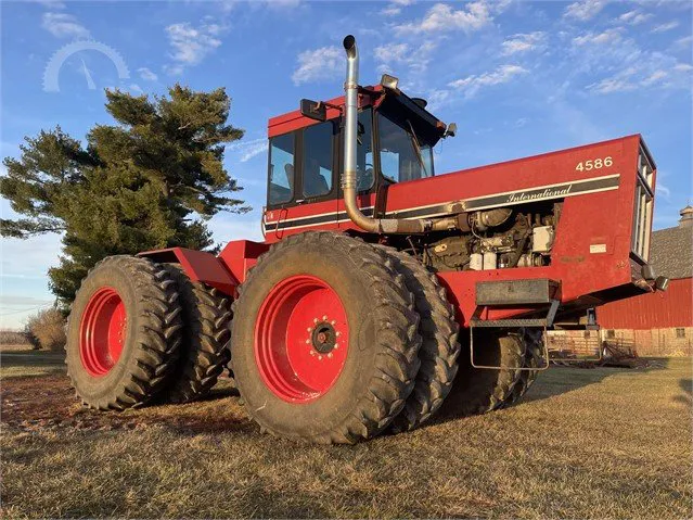 1980 INTERNATIONAL 4586