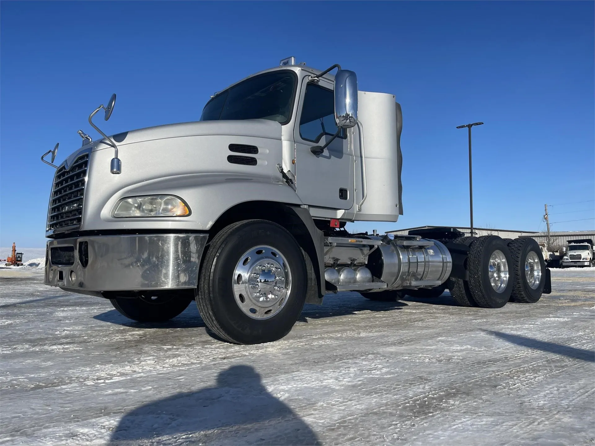 2013 MACK PINNACLE CXU613